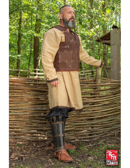 Mittelalterliche Kriegerrüstung, Leder