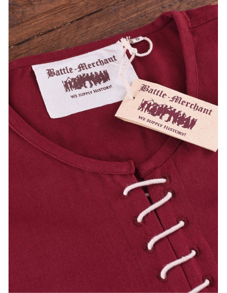 Langärmliges mittelalterliches Kleid,...