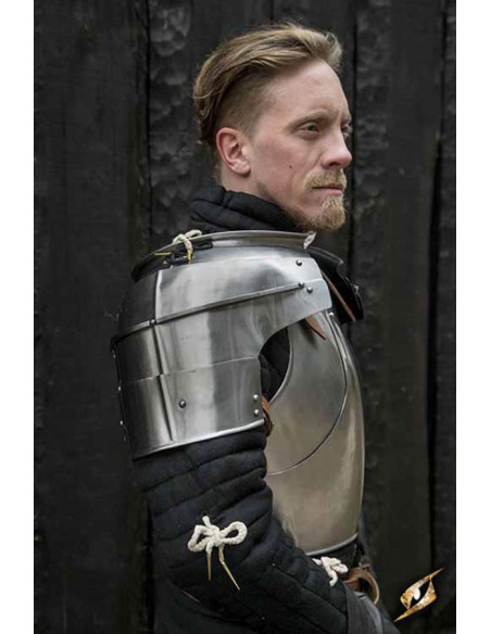 Hombreras medievales Milanesas, acero...