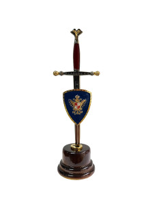 Miniespada con miniescudo y peana de Carlos V