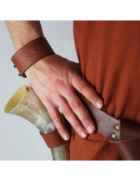 Lederarmband mit keltischen Knoten,...