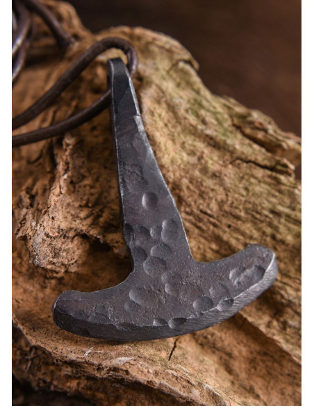 Thor's hamer hanger, met de hand gesmeed