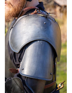 Hombreras de Guerrero medieval, acabado negro 2