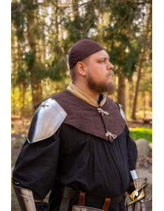 Simple middelalderlige skulderpuder af Squire, poleret... 2