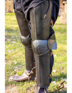 Protectores piernas de Soldado, acabado negro