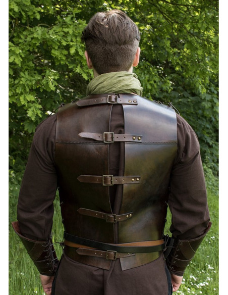 Leren pantser met kruisversterkingen