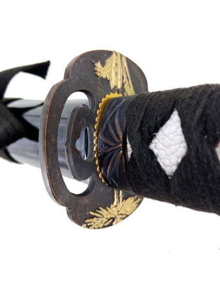 Oliehærdet kulstofstål Katana