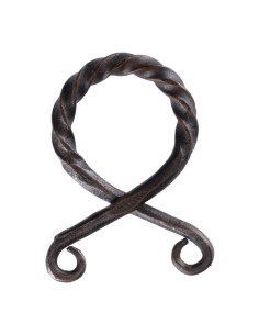 Kleine gedraaide ijzeren hanger met trollenkruis