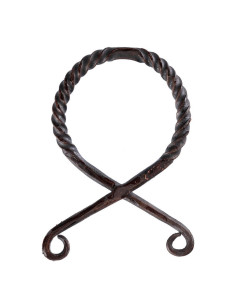 Grote gedraaide ijzeren hanger met trollenkruis