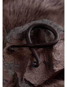 IJzeren Troll Cross hanger 2