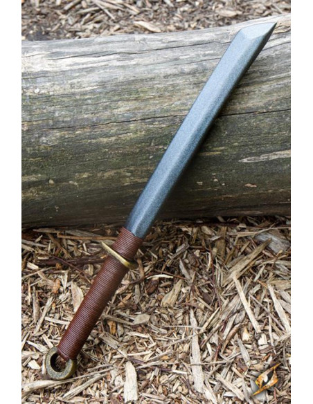 Tanto Japonés desgastado, LARP