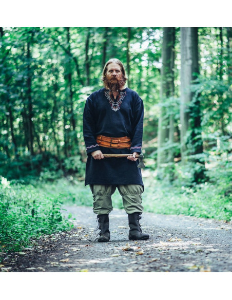 Túnica vikinga con bordados Freki, negra