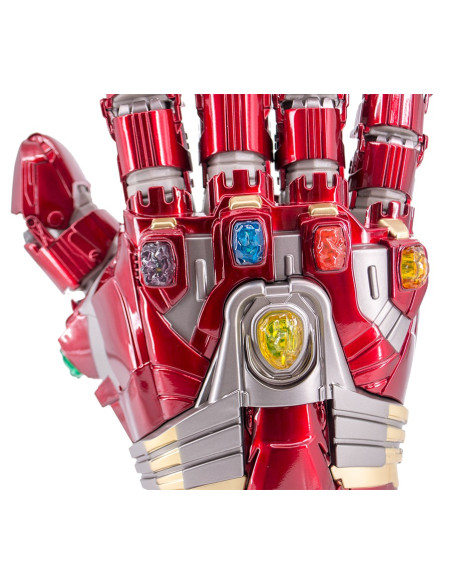 Iron Man Infinity Gauntlet met...