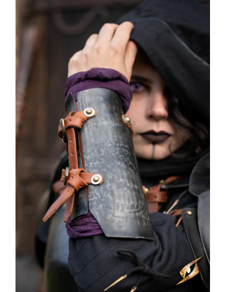 Renegade Adventurer Bracers, Epic...