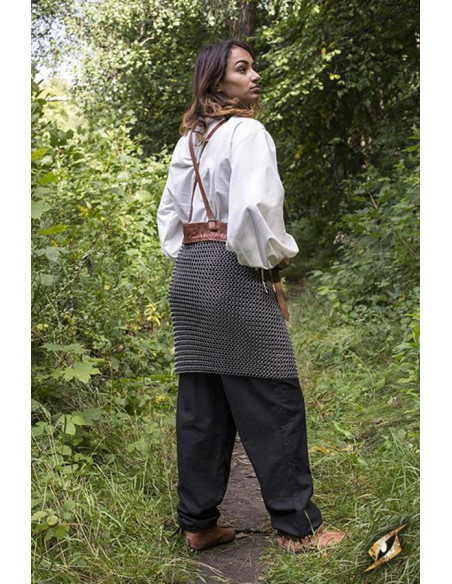 Falda medieval de cota de malla