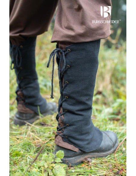 Mittelalterliche Beinschienen aus...