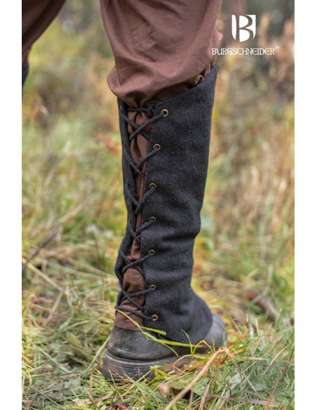 Middeleeuwse scheenbeschermers in...