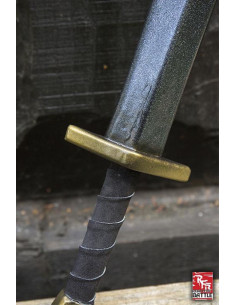 Schwertknappe bereit für den Kampf, LARP 2