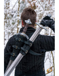 Tahalí doble para la espalda, LARP