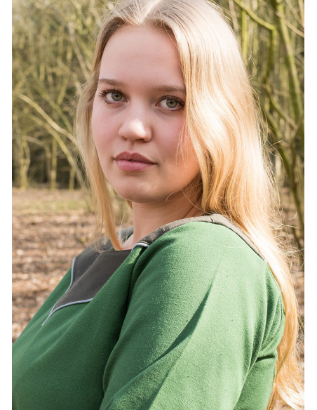 Middelalderlig bomuldskjole model...