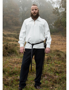 Camisa medieval blanca con botón Gotz 2