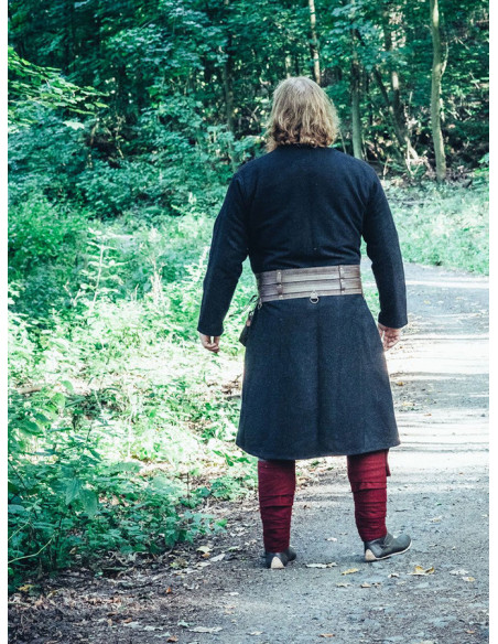 Open viking tuniek in wol model...