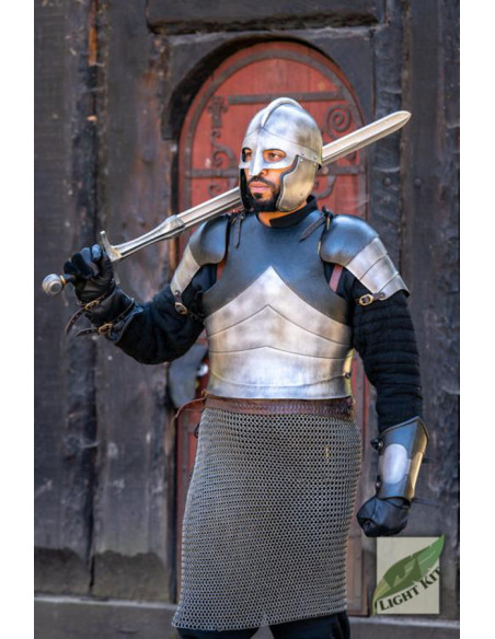 Coraza medieval de los...