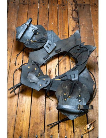 Schulterpolster aus dem Shadow...