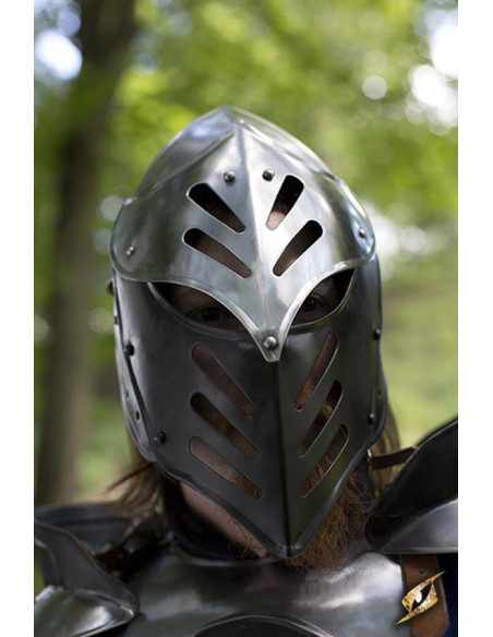 Dunkler Eiselfen-Helm mit polierter...