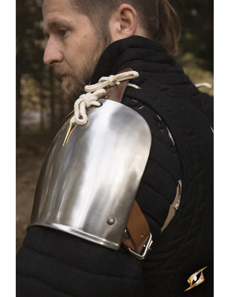 Schoudervullingen Churburg armor...