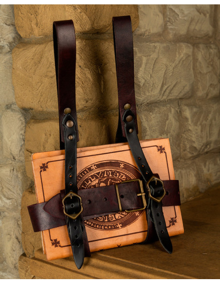 Baldric Tiberius om boeken in rood...