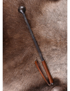 Maza medieval de acero com empuñadura de cuero, siglos...