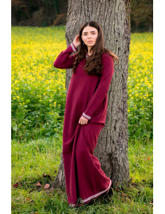 Lange vikingjurk model Brigida, rode kleur 2