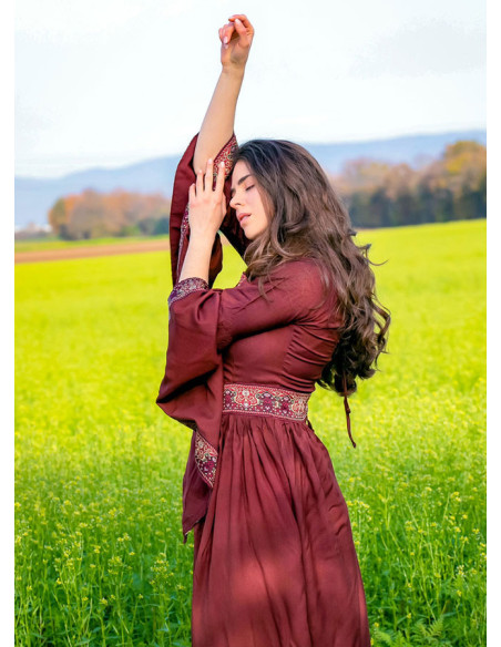 Vestido nobleza medieval, rojo borgoña
