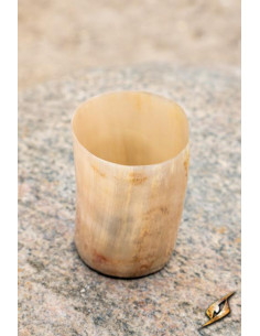 Kaufmannsbecher aus Geweih, klare Oberfläche 2