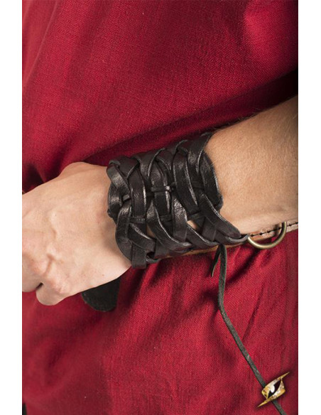Pulsera celta trenzada de cuero negro