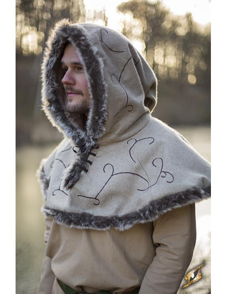 mittelalterliche Haubenschnüre