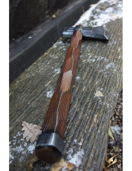 Hacha de mano en látex para LARP, 55 cm.