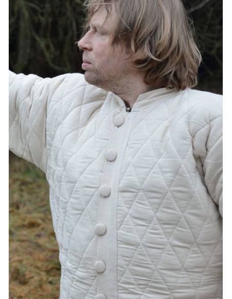 Lang quiltet gambeson med knapper,...