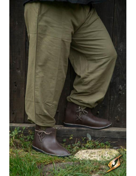 Braune mittelalterliche Stiefeletten...