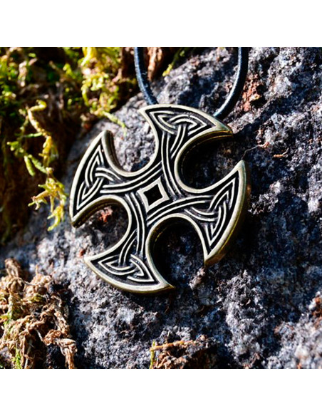 Middelalderlig vedhæng Cross of Nevern