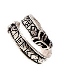 Anillo vikingo con letras rúnicas del Futhark