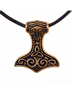 Thor's hamer hanger van Rus 2