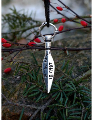 Kovel gotisk spydvedhæng eller amulet