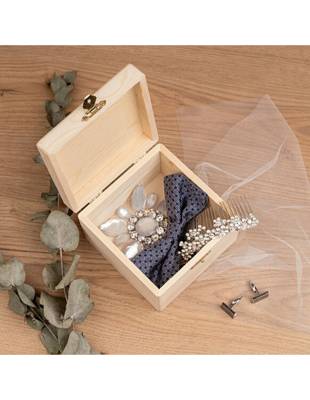 Middelalderkasse Korstemplarer i træ