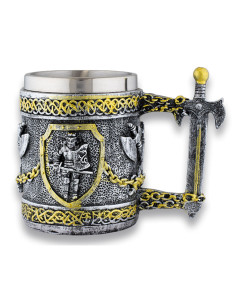 Taza caballero templario y espada en aluminio y resina
