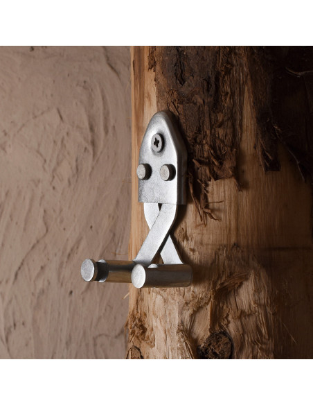 Verstelbare beugel om zwaard aan de...