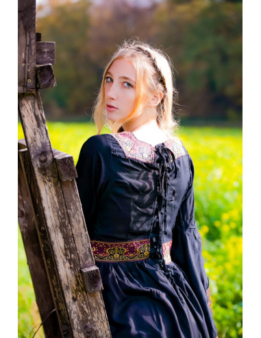 Vestido nobleza medieval, negro