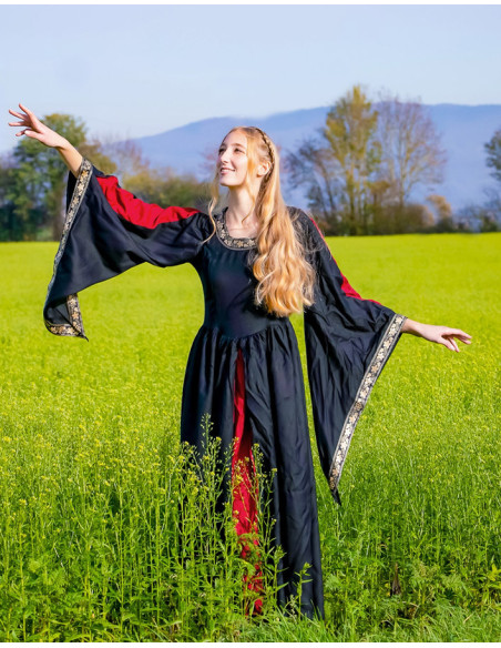 Vestido nobleza, rojo-negro