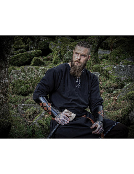 Vikingetunika med Erwin-broderi, sort